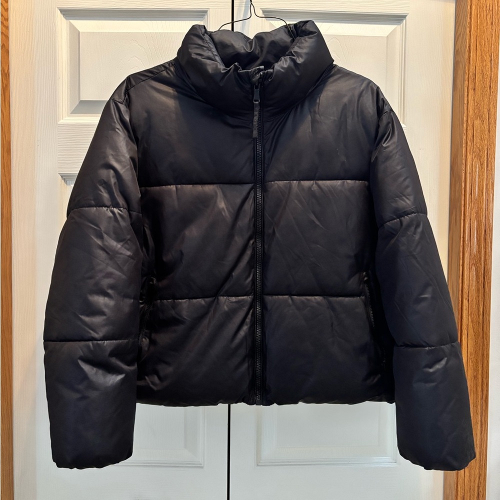 Old Navy Puffer Jacket, Size Large